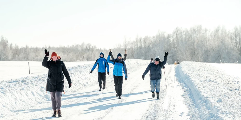 Sniega biezums novērojumu stacijā Dagdā sasniedza 40 centimetrus.