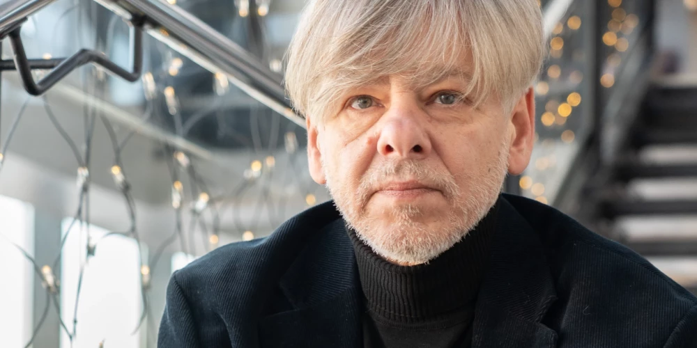 2026. gada 4. februārī kinoteātrī "Forum Cinemas" notika režisora Dž. Dž. Džilindžera melnā humora komēdijas "Perfektie" mediju seanss.