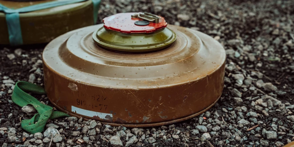 Rūpnīcas būvdarbi varētu sākties 2027. gadā, bet produkcijas ražošana - 2028. gadā.