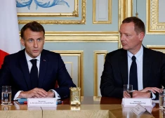 Francijas prezidenta Emanuela Makrona sūtnis Kremlī aizvadījis slepenas sarunas ar Putina pārstāvjiem