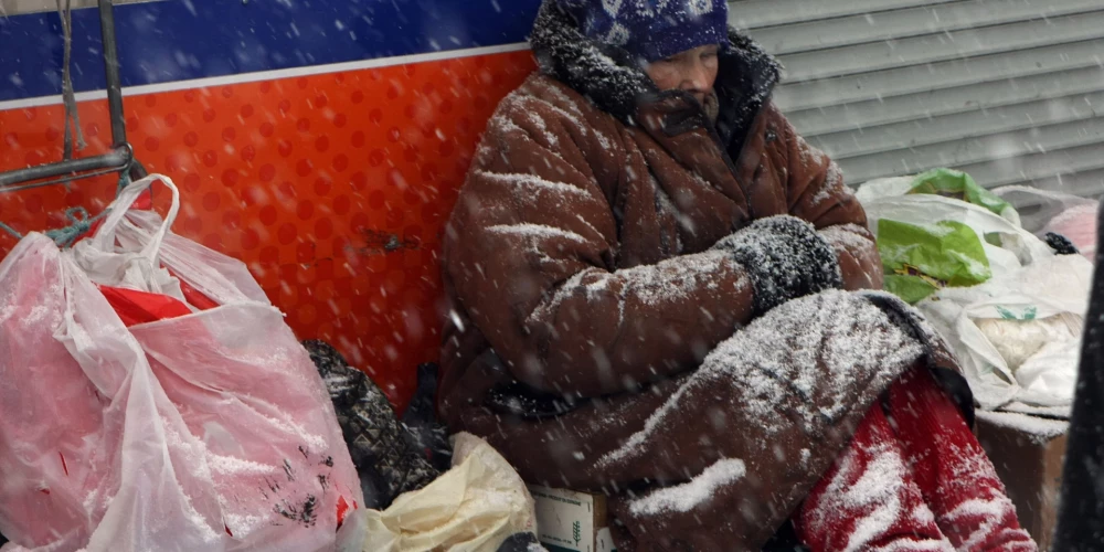 Tīrs, nebojāts un labā stāvoklī esošs apģērbs, kas joprojām ir pilnībā lietojams, sniedz praktisku un tūlītēju palīdzību cilvēkiem, kuriem pašlaik trūkst silta apģērba ziemas sezonai.