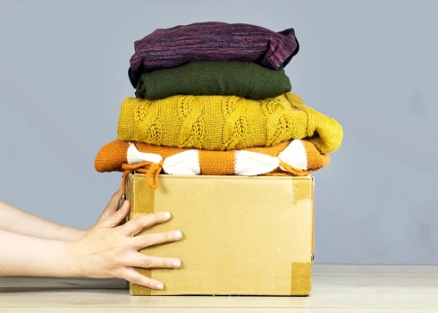 Жителей приглашают жертвовать теплую одежду!