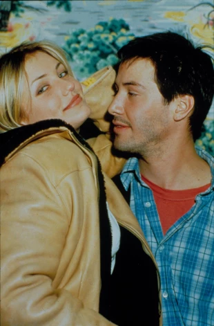 Kianu Rīvss un Kamerona Diaza filmā “Feeling Minnesota” (1996).