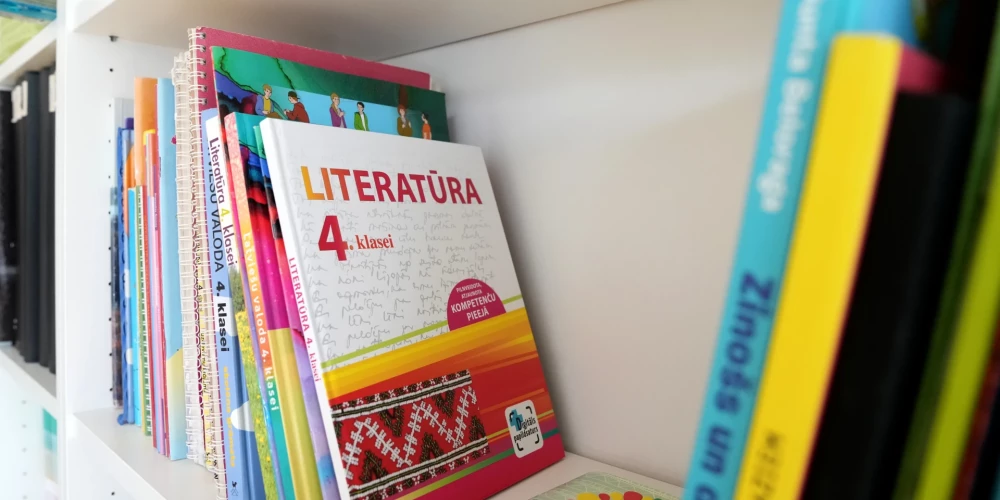 Klātienes mācībās varētu atgriezties ap 230 skolēnu, kuri mācās tālmācībā vai ģimenē.