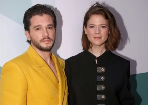 Kits Haringtons un Rouza Leslija.