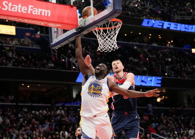 ESPN apskatnieks: "Warriors" centīsies Kristapu Porziņgi saspēlēt ar slaveno veterānu Dreimondu Grīnu