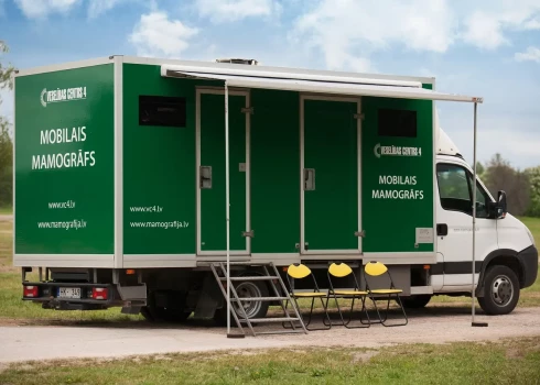 FOTO: "Veselības centrs 4"