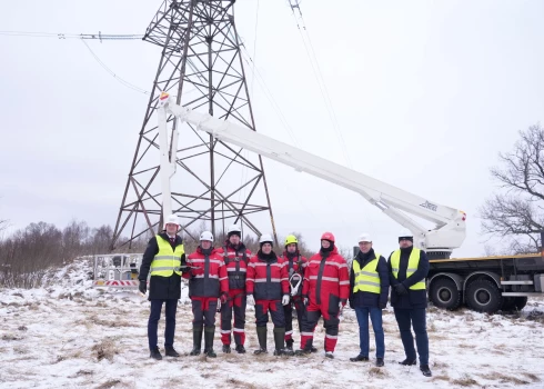 Ранним утром 8 февраля 2025 года началось отключение стран Балтии от общей электросети Беларуси, России, Эстонии, Латвии и Литвы, известной под аббревиатурой БРЭЛЛ.