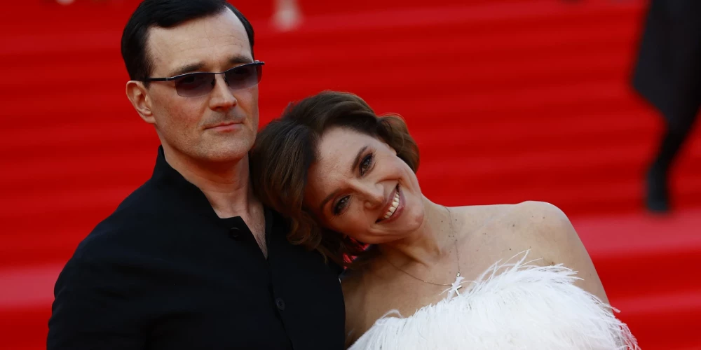 Ксения и Егор поженились в 2001 году. Спустя 21 год брак распался.