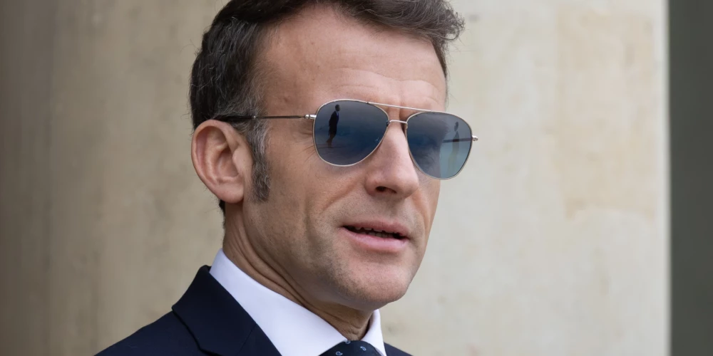 Francija atklājusi ar Krieviju saistītu dezinformācijas mēģinājumu, kurā nepatiesi apgalvots, ka Francijas prezidents Emanuels Makrons bijis saistīts ar notiesāto dzimumnoziedznieku Džefriju Epstīnu