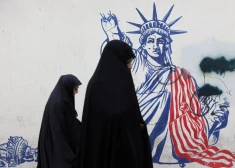 Kara priekšvakars? ASV aicina savus pilsoņus nekavējoties pamest Irānu