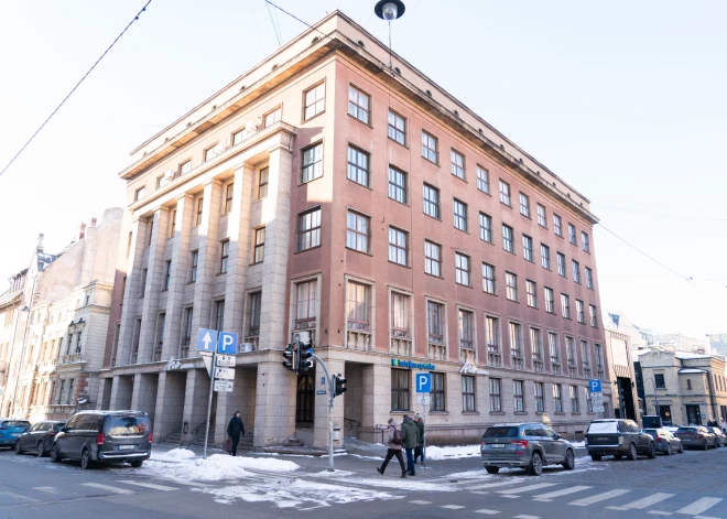 Atļauts ienākt tikai "izredzētajiem": kādas bija padomju ēras specpoliklīnikas Latvijā