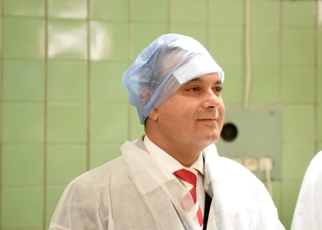 Abu Meri: šogad visu slimnīcu stacionāro pakalpojumu tarifiem piemēros "vienādu un taisnīgu finansējuma samazinājumu"