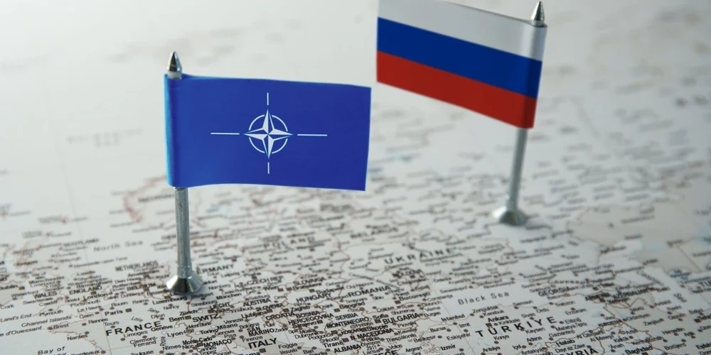 В НАТО многие думают, что РФ захочет с ним повоевать.