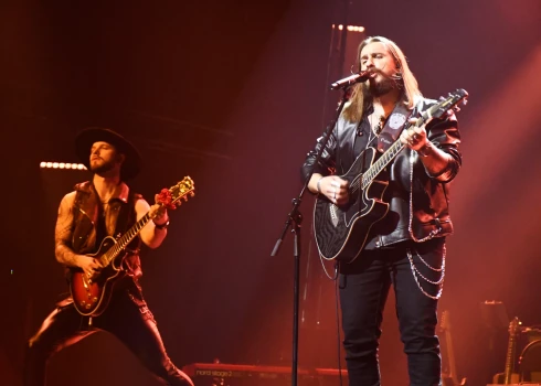 Miks Galvanovskis (no labās).