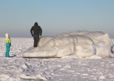 Умеренно холодная суббота: где сегодня продолжится снегопад