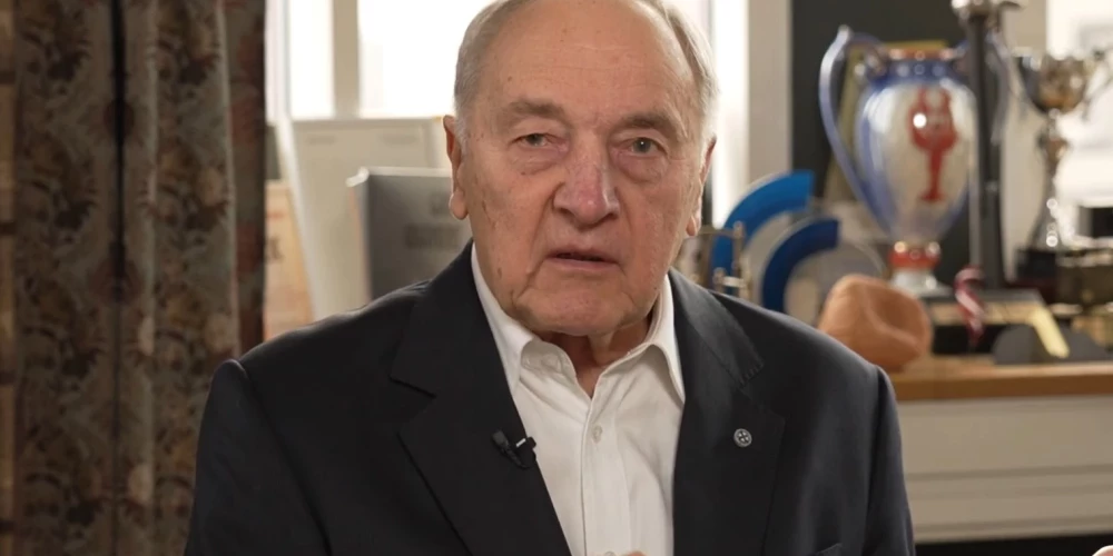 Экс-президент Латвии Андрис Берзиньш.