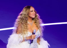 ФОТО: Мэрайя Кэри вышла на открытие Олимпиады-2026 в бриллиантах на 15 млн долларов