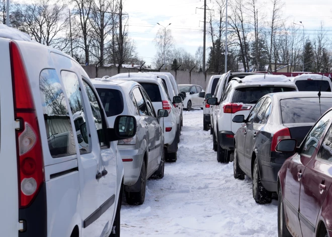 Latvijā 46% iedzīvotāju šogad plāno iegādāties auto