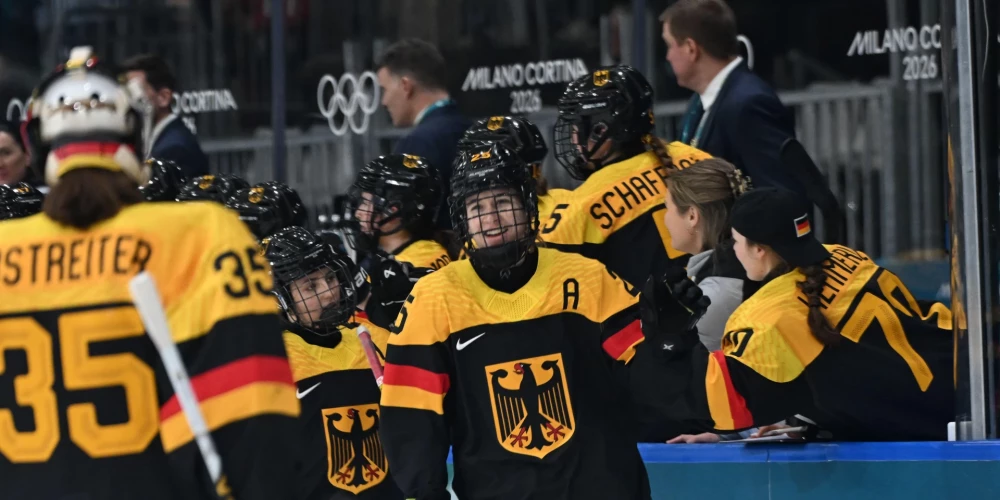 Vācietes bija pārākas ar 5:2 (3:0, 2:2, 0:0), tiekot pie pirmās uzvaras Olimpiādē.