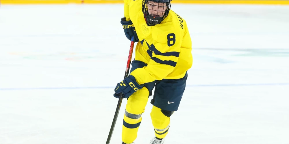 Zviedrietes bija pārākas ar 6:1 (1:0, 3:1, 2:0), izcīnot otro uzvaru olimpisko spēļu grupu turnīrā.