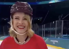 VIDEO: Evika Siliņa Olimpiādē pievienojas mūsu hokejistiem treniņā, demonstrējot savas slidošanas prasmes
