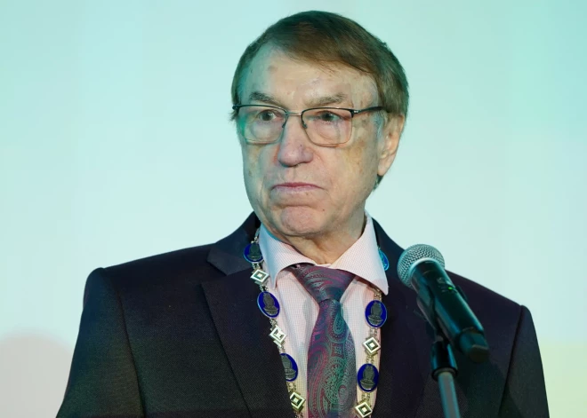 Это граничит с преступлением: глава Академии наук жестко высказался о противниках вакцинации