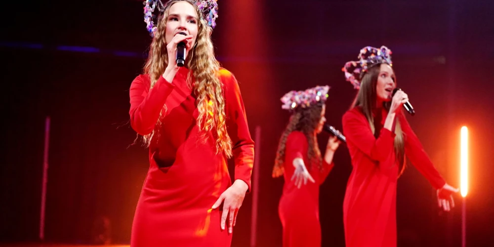 Ar grupas "Tautumeitas" koncertu noslēgsies Starptautiskais ledus skulptūru festivāls Jelgavā.