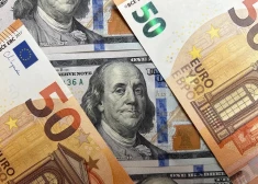 Внешний долг Латвии продолжает быстро расти. Экономисты объяснили, к чему это может привести