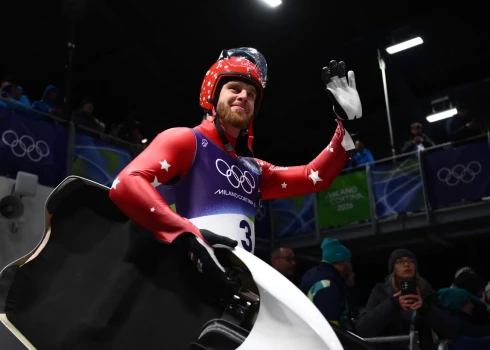 Latvijas sportists Kristers Aparjods olimpisko spēļu sacensībās kamaniņu sportā izcīnīja ceturto vietu.