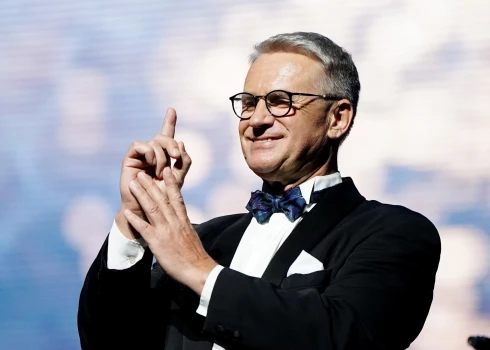 Бывший солист рок-группы Pērkons, депутат Наурис Пунтулис.