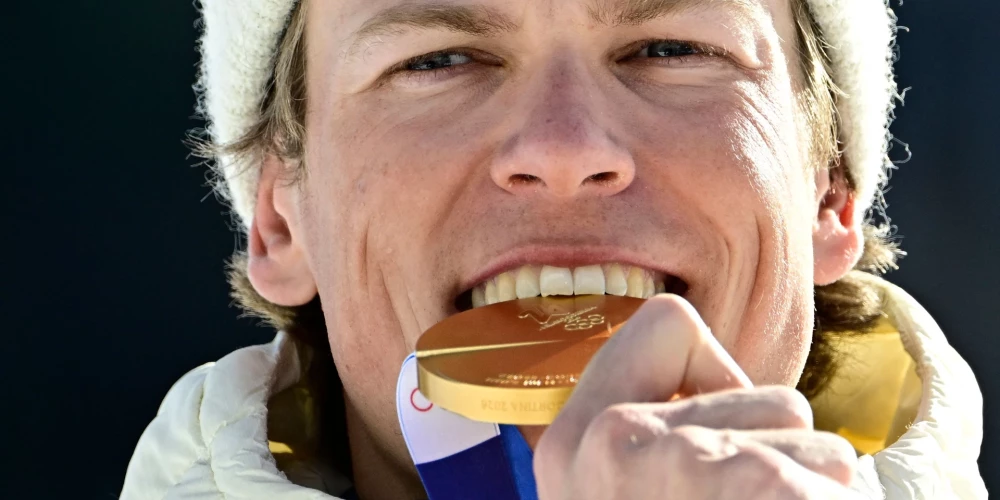 Olimpiskais čempions skiatlonā Juhaness Klēbo.