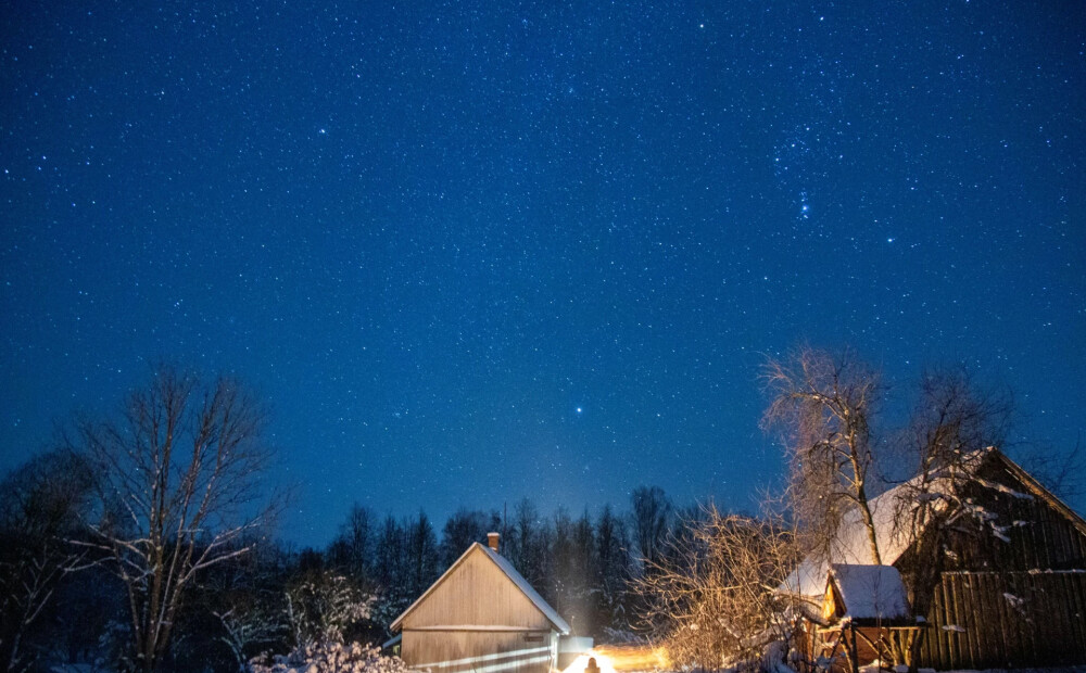Daudzviet krāšņa sarma un bargs sals – naktī gaisa temperatūra vietām noslīdējusi līdz -27 grādiem