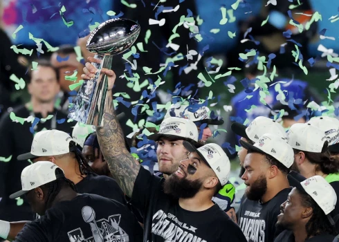 "Super Bowl" mačā triumfē Sietlas "Seahawks".