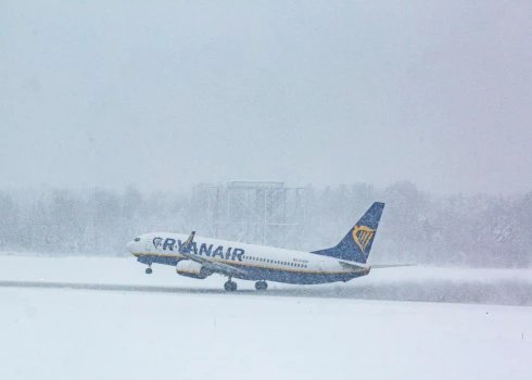 Pirmdienas rītā kavējas "airBaltic" izlidojušie reisi no Rīgas.