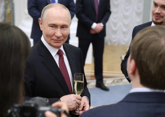 Vai Krievijas elite vēlas atbrīvoties no Putina? Sarunas aizkulisēs atklāj pārsteidzošu realitāti