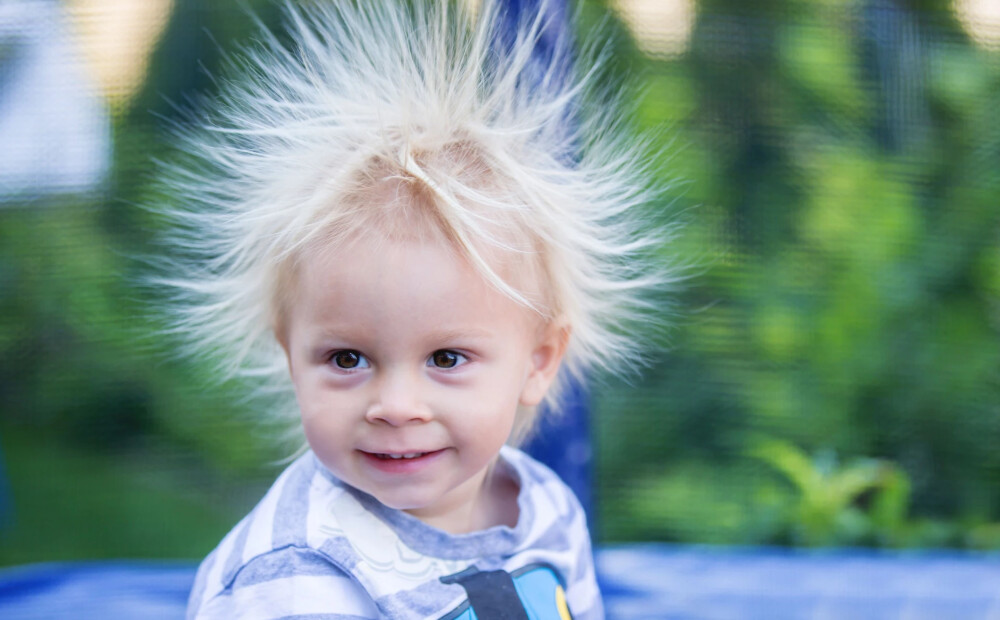 Kā ziema, tā sit! Ko darīt tiem, kuri regulāri dabū pa nagiem ar statisko elektrību