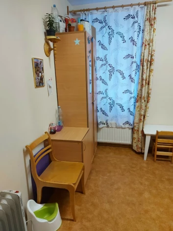 Lielākā daļa mammu, kas šobrīd atrodas ieslodzījumā, notiesātas par noziegumiem, kas saistīti ar narkotiku lietošanu un tirgošanu.