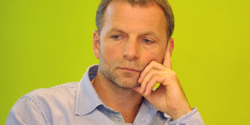 Эрик Мейсанс фигурирует в электронном письме некоего Даниэля Сиада Эпштейну.