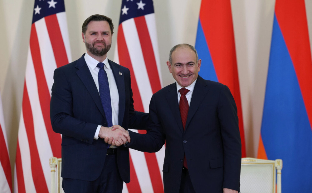 Pirmā tik augsta ranga ASV amatpersonas vizīte Armēnijā – Venss ieradies Erevānā