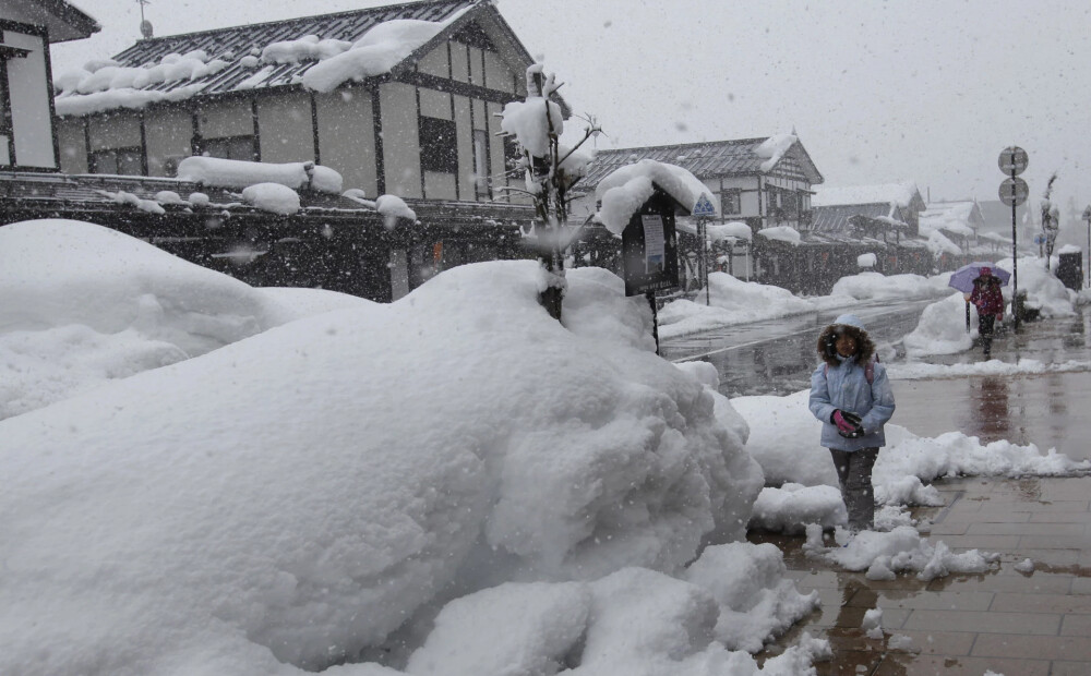 Japānā trīs nedēļās spēcīgs sniegputenis laupījis dzīvību vairāk nekā 46 cilvēkiem