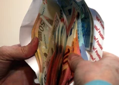 "Tā ir slikta ideja!" Bankas komentē ideju par pirmstermiņa uzkrājumu izņemšanu no pensiju otrā līmeņa