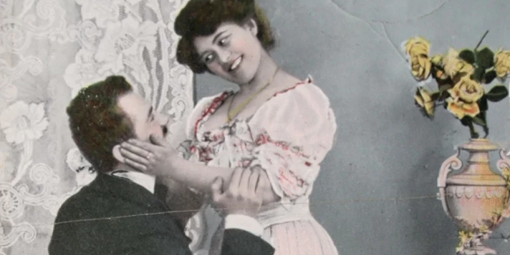 Mūsu vectētiņi un vecmāmiņas pirms daudziem gadu desmitiem, lai iepazītos, sociālo tīklu vietā izmantoja laikrakstus. Veco avīžu iepazīšanās sludinājumu sadaļas atklāj veidu, kā savulaik cilvēki iepazinās un dibināja ģimenes.