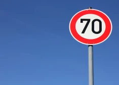 Pie Vecpiebalgas noteiks ātruma ierobežojumus saistībā ar defektu autoceļa segumā