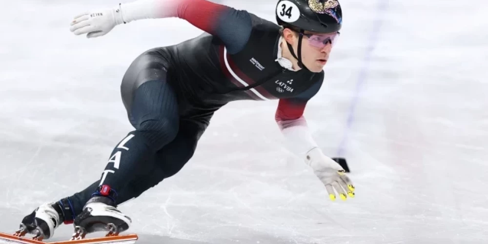 Берзиньш финишировал через одну минуту 25,76 секунды.