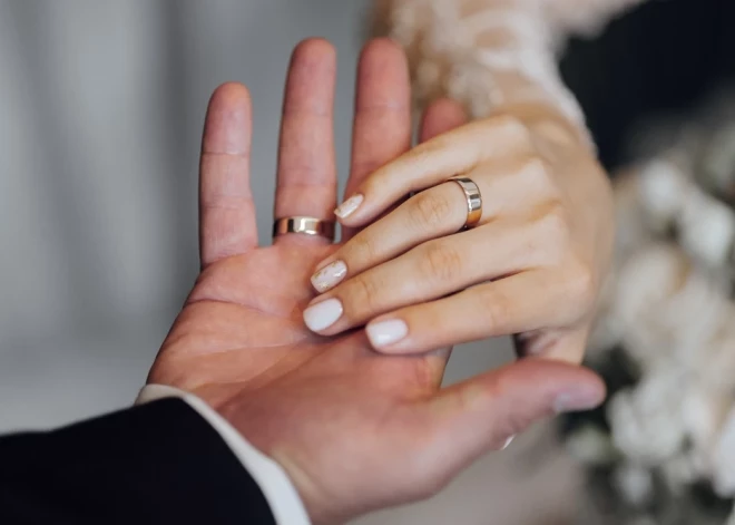 Jelgavas valstspilsētas un novada Dzimtsarakstu nodaļā pērn laulību reģistrējuši 607 pāri