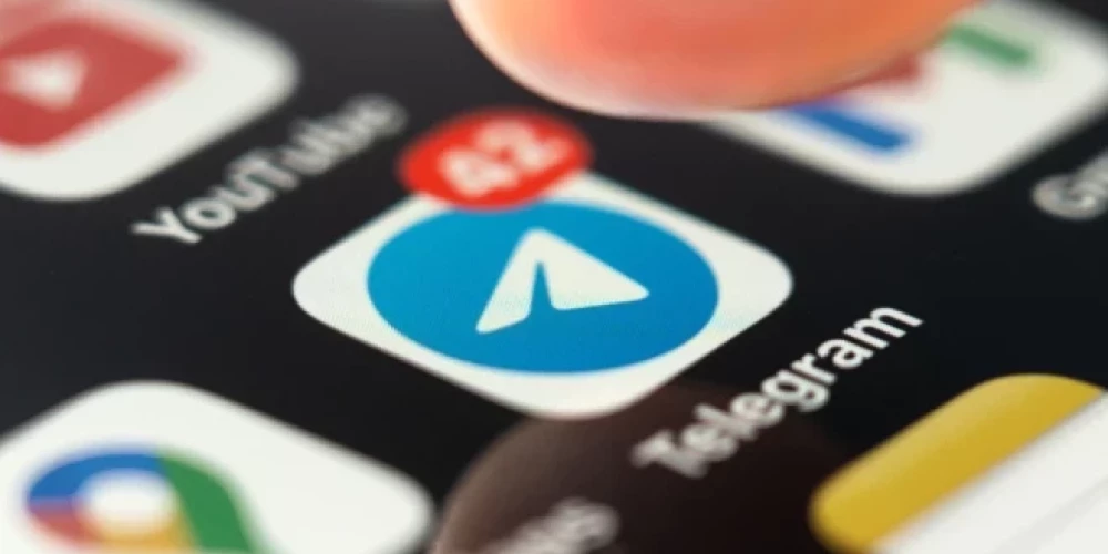 Krievijas varas iestādes ir sākušas palēnināt "Telegram" darbību, kas okupantu armijai iznīcina jau tā trauslo sakaru sistēmu.