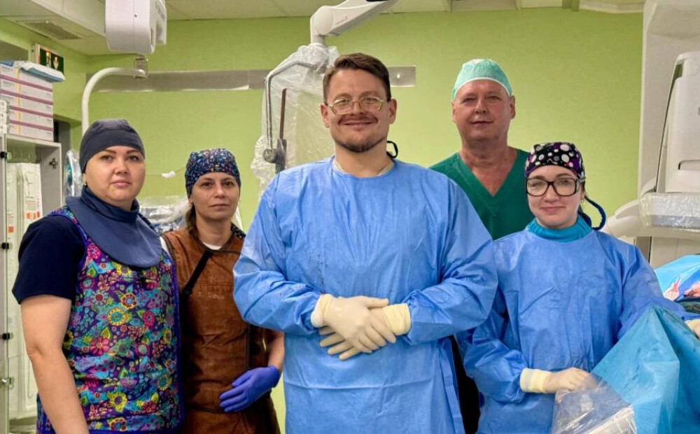 Daugavpils reģionālajā slimnīcā pirmoreiz veikta sirds aortālā vārstuļa paplašināšanas operācija