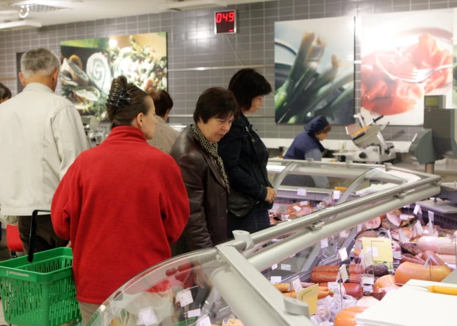 Дорожает - плохо, дешевеет - странно! Падение цены на популярный продукт латвийцы воспринимают с подозрением