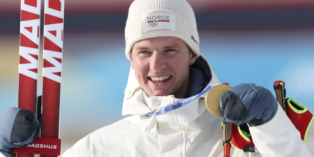 Biatlonists Juhans Ūlavs Botns otrdien bija viens no trim norvēģu zelta medaļu ieguvējiem, dubultojot augstākā kaluma medaļu klāstu